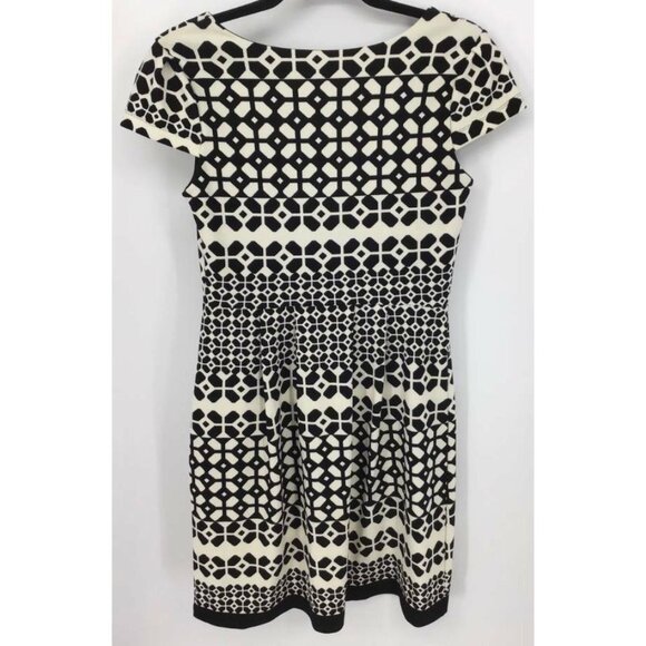 En Focus Dress 10 Black Fit Flare Scoop Neck Women - Picture 3 of 5